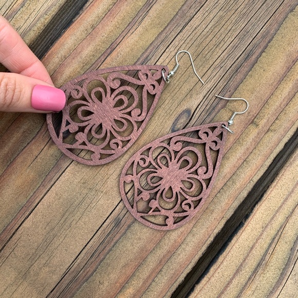 FLORAL WOODEN EARRINGS With Gift Bag - Picture 3 of 8